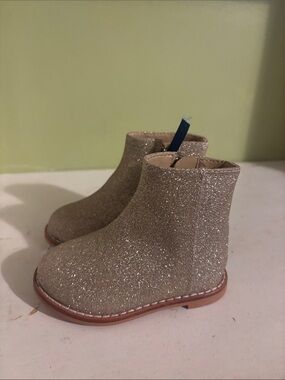 Janie and Jack Champagne Glitter Ankle Boots size 4